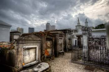 Cementerio de St. louis, uno de los lugares más embrujados de Nueva Orleans