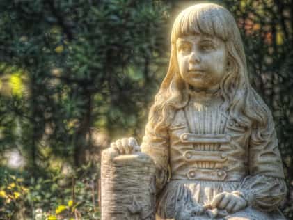 The Gravesite of Little Gracie, located in Bonaventure Cemetery, just a few minutes from downtown Savannah, Georgia